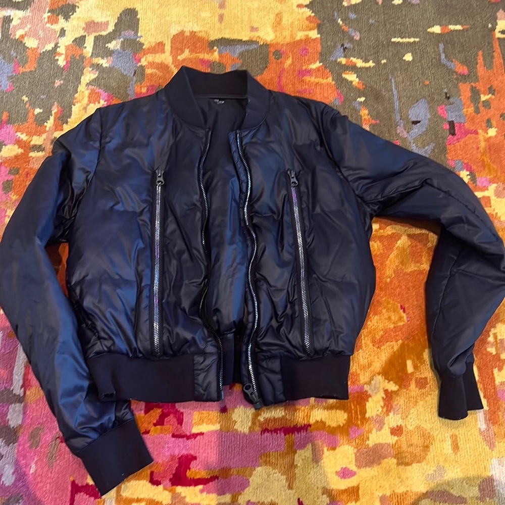 Alo black puffer.